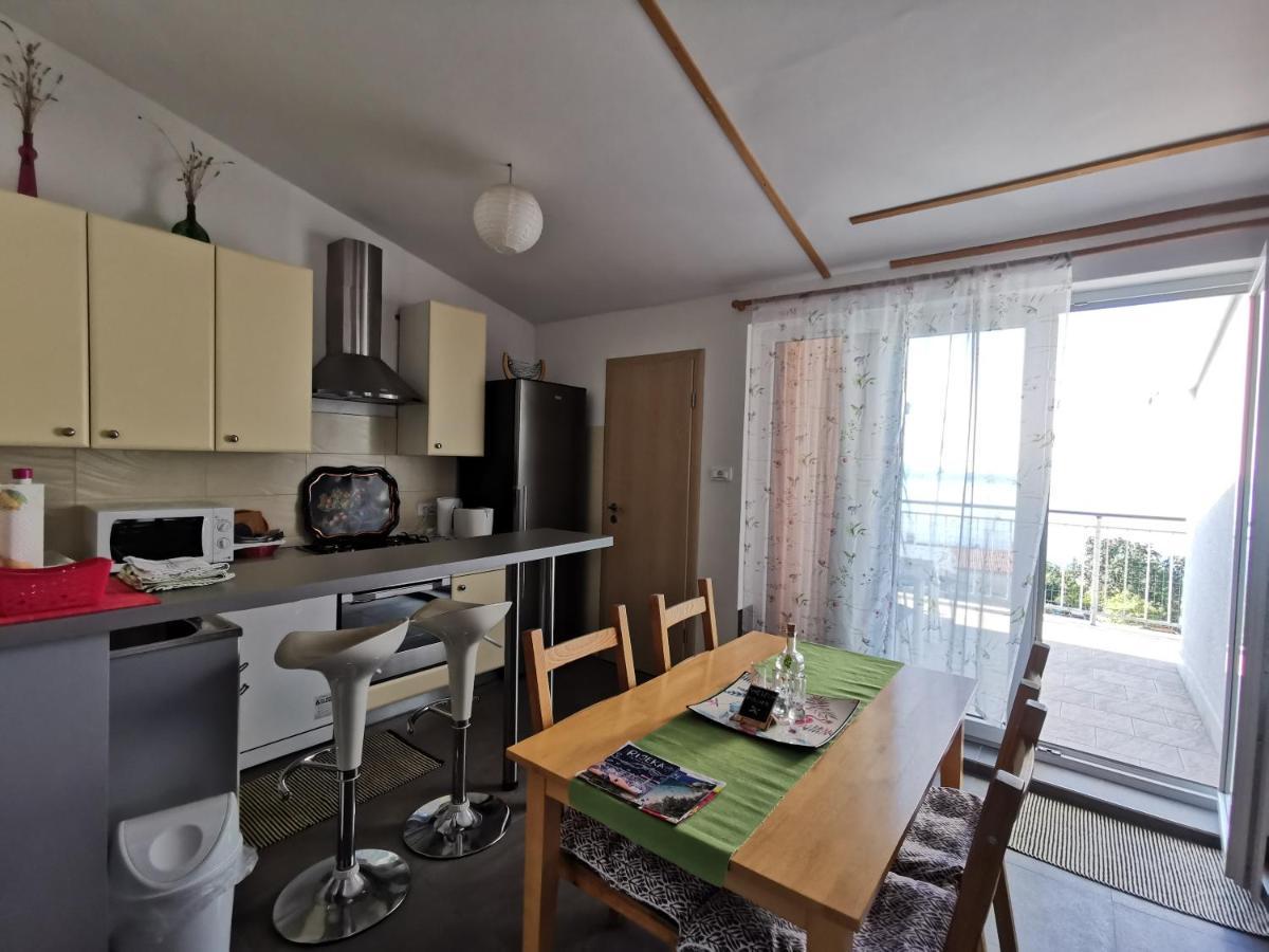 Anita Studio Apartment With Terrace Rijeka Exterior photo